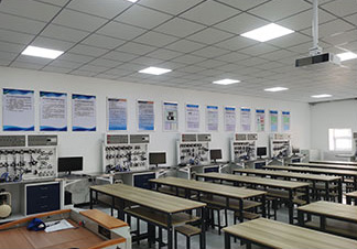 海军勤务学院